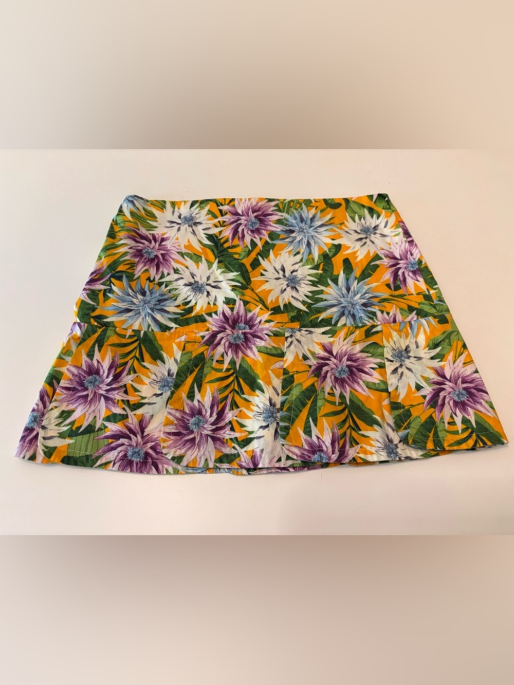Farm Rio floral side zip lined mini skirt side medium